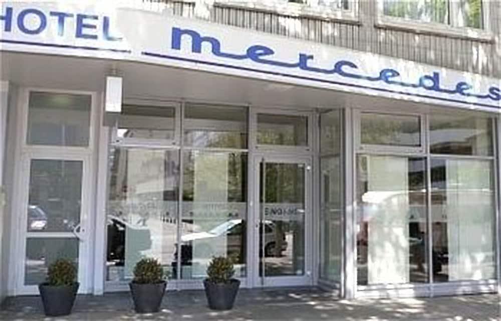Hotel Mercedes/Centrum Hamburg Dış mekan fotoğraf